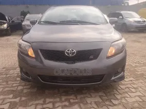 Toyota Corolla 2009 Gray