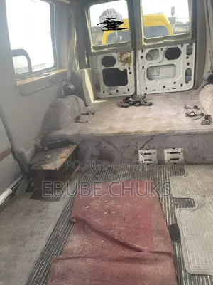 Ford E250 2005 White