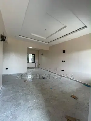 2bdrm Apartment in Shelter Afrique, Uyo for rent