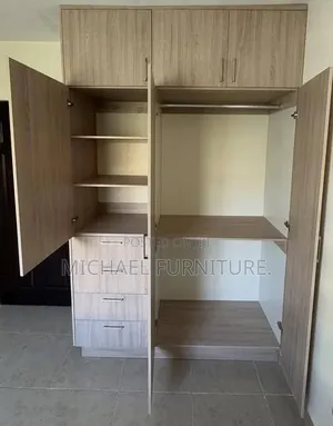 Tall(brown) 5ft by 8ft Wardrobe