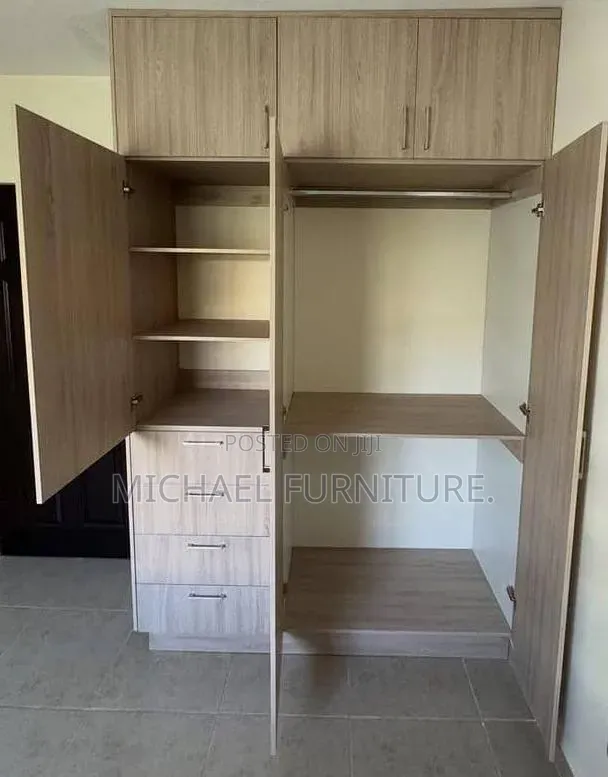 Tall(brown) 5ft by 8ft Wardrobe