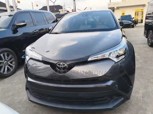 Toyota C-HR 2020 Gray