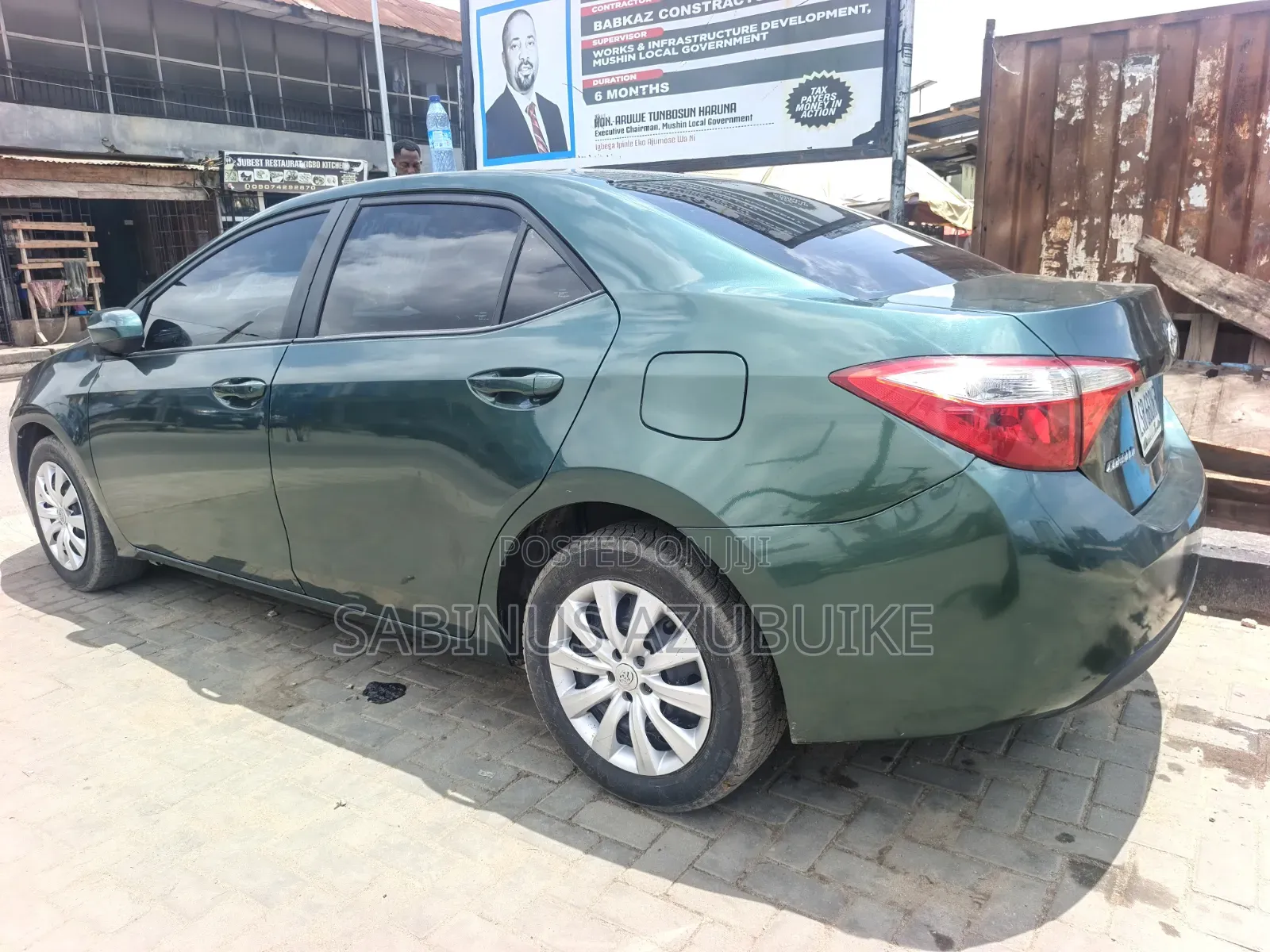 Toyota Corolla 2015 Green