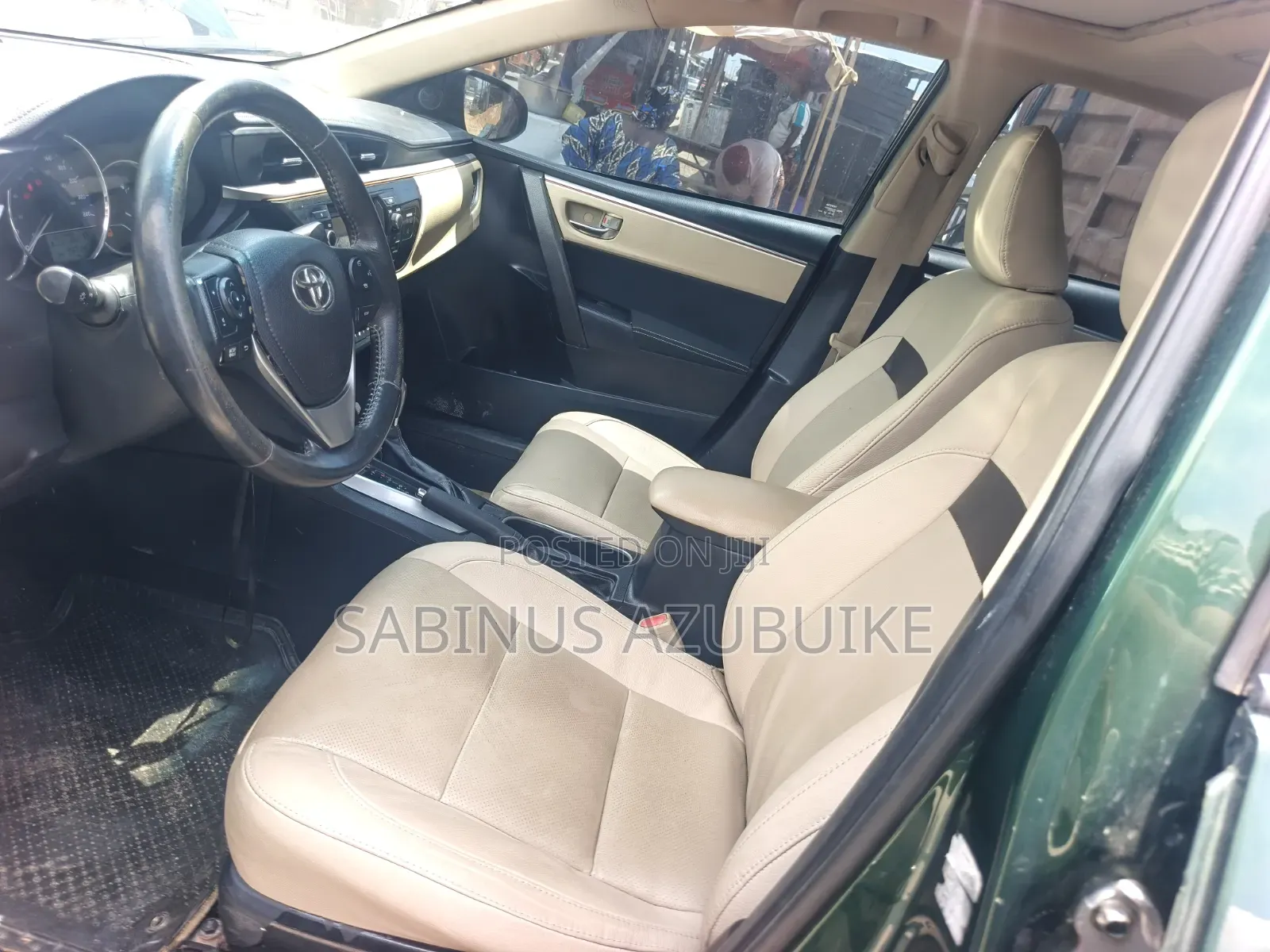 Toyota Corolla 2015 Green