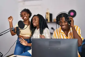 Part-Time Backup Singer Wanted – Sango-Ota