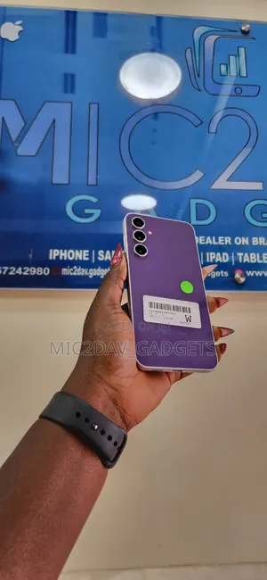 Samsung Galaxy S23 FE 128 GB Purple
