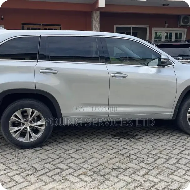 Toyota Highlander 2016 Silver