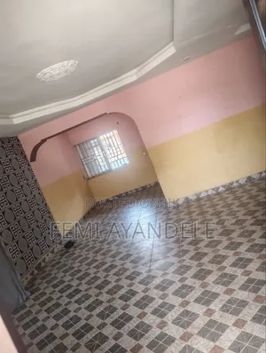 Furnished 3bdrm Apartment in Ire Estate, Igbogbo for rent