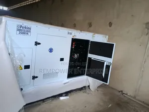 ** Perkins 250kva Soundproof Generator