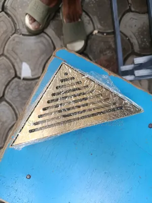 Stainless Steel Triangular Corner Floor Drain – Heavy-Duty