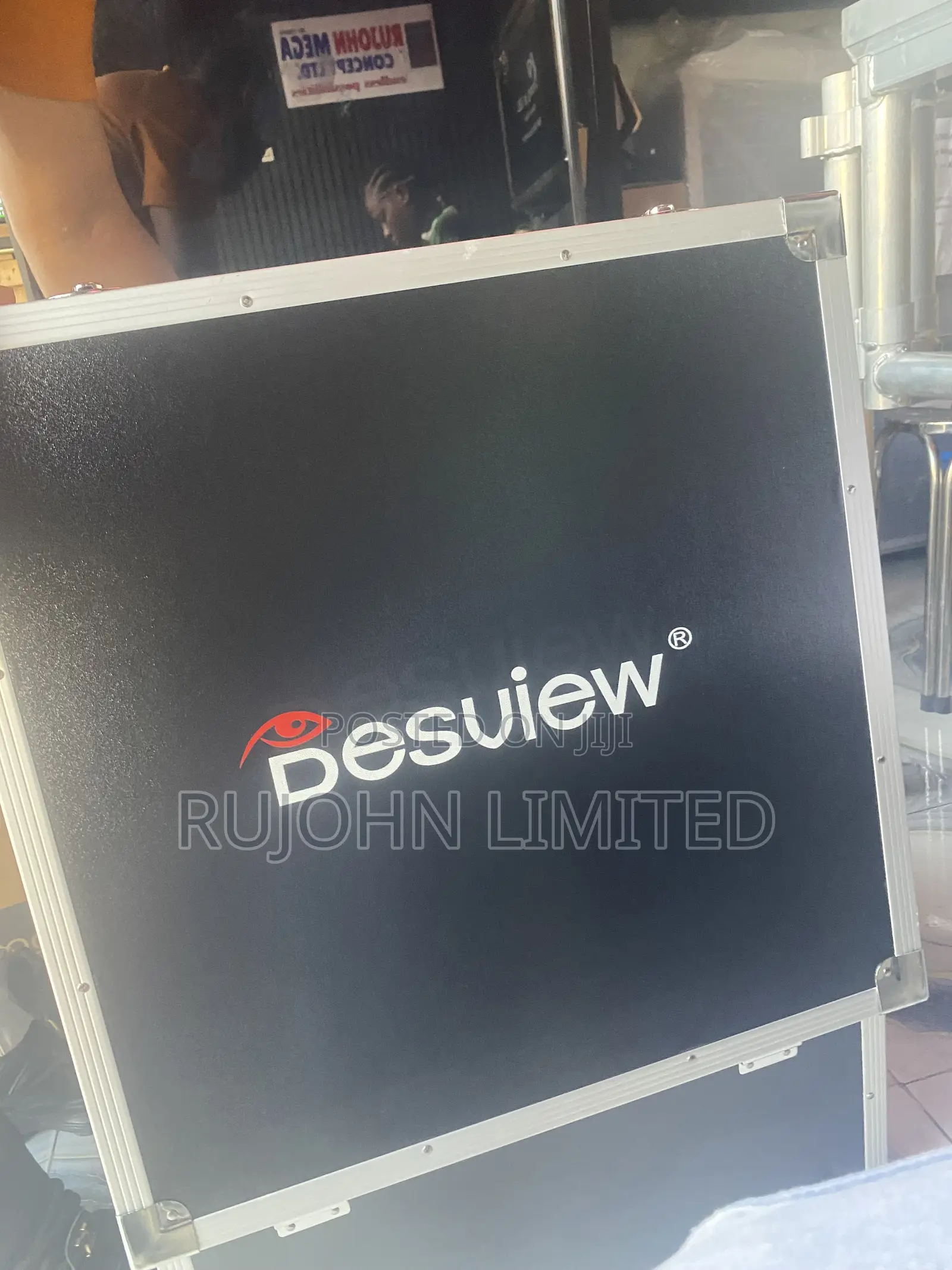 Broadcast Teleprompter