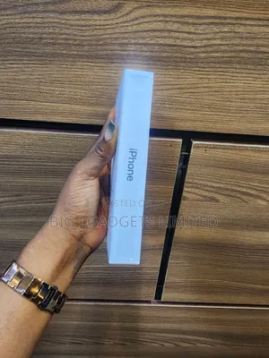 New Apple iPhone 16 Plus 256 GB Black