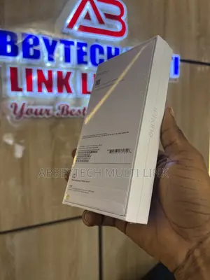 New Apple iPhone 17 Pro Max 256 GB White