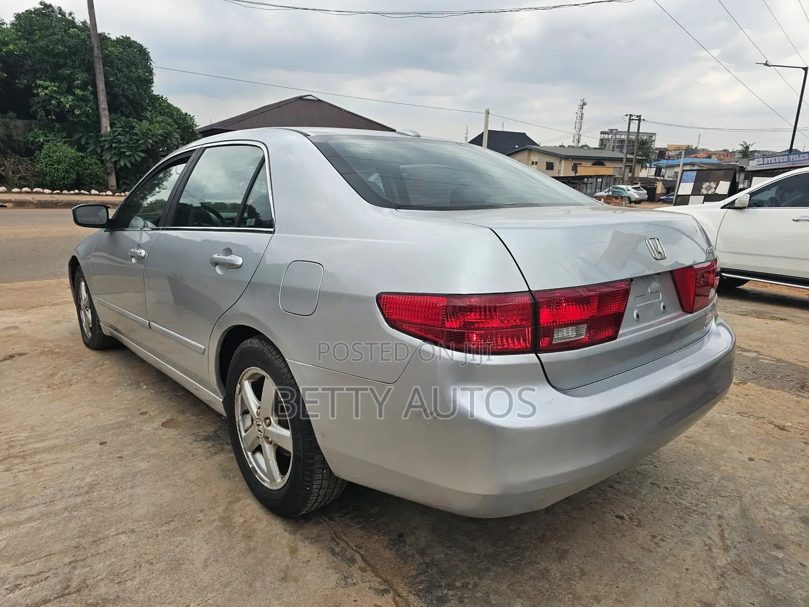 Honda Accord 2005 Silver