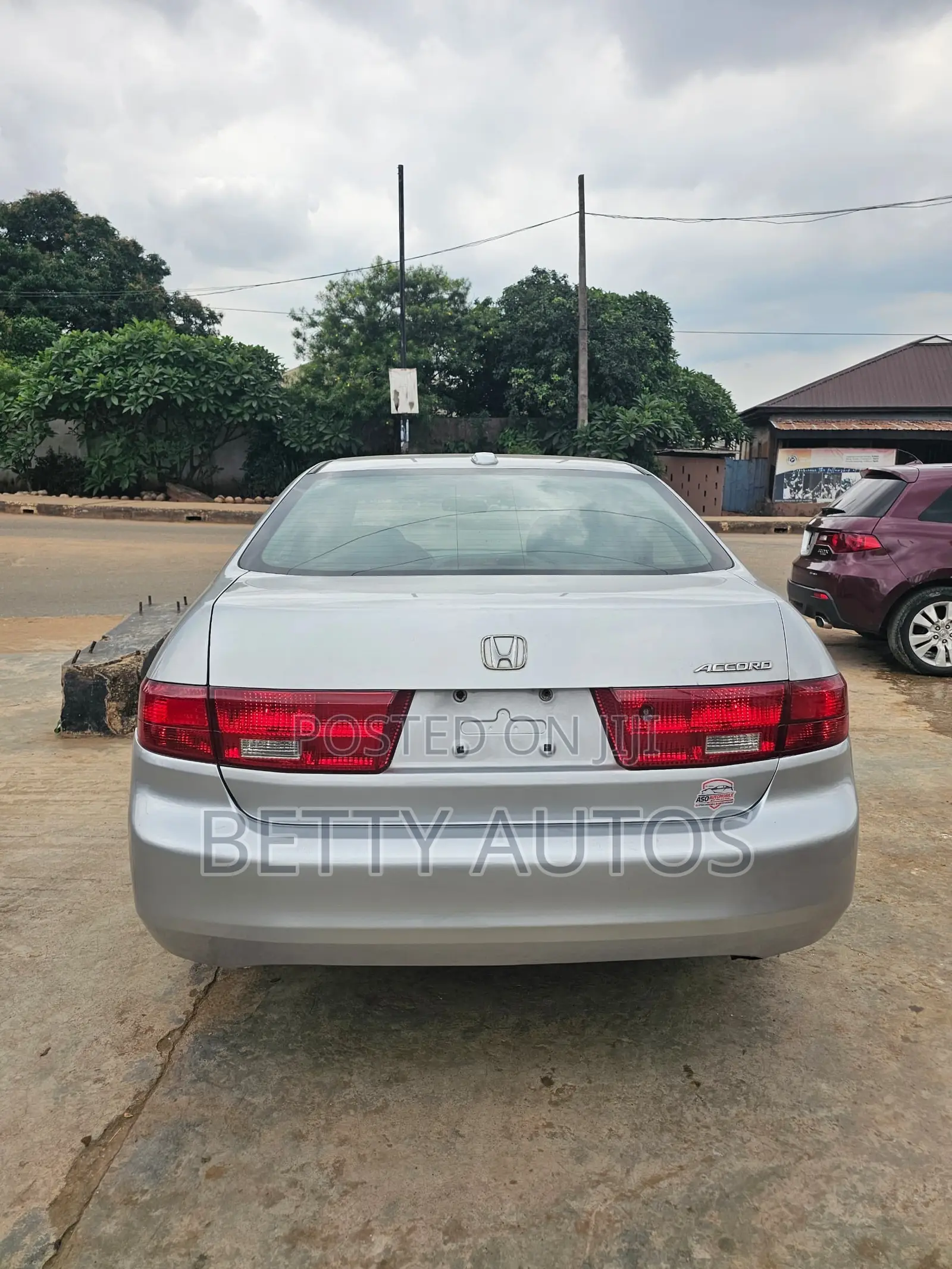 Honda Accord 2005 Silver
