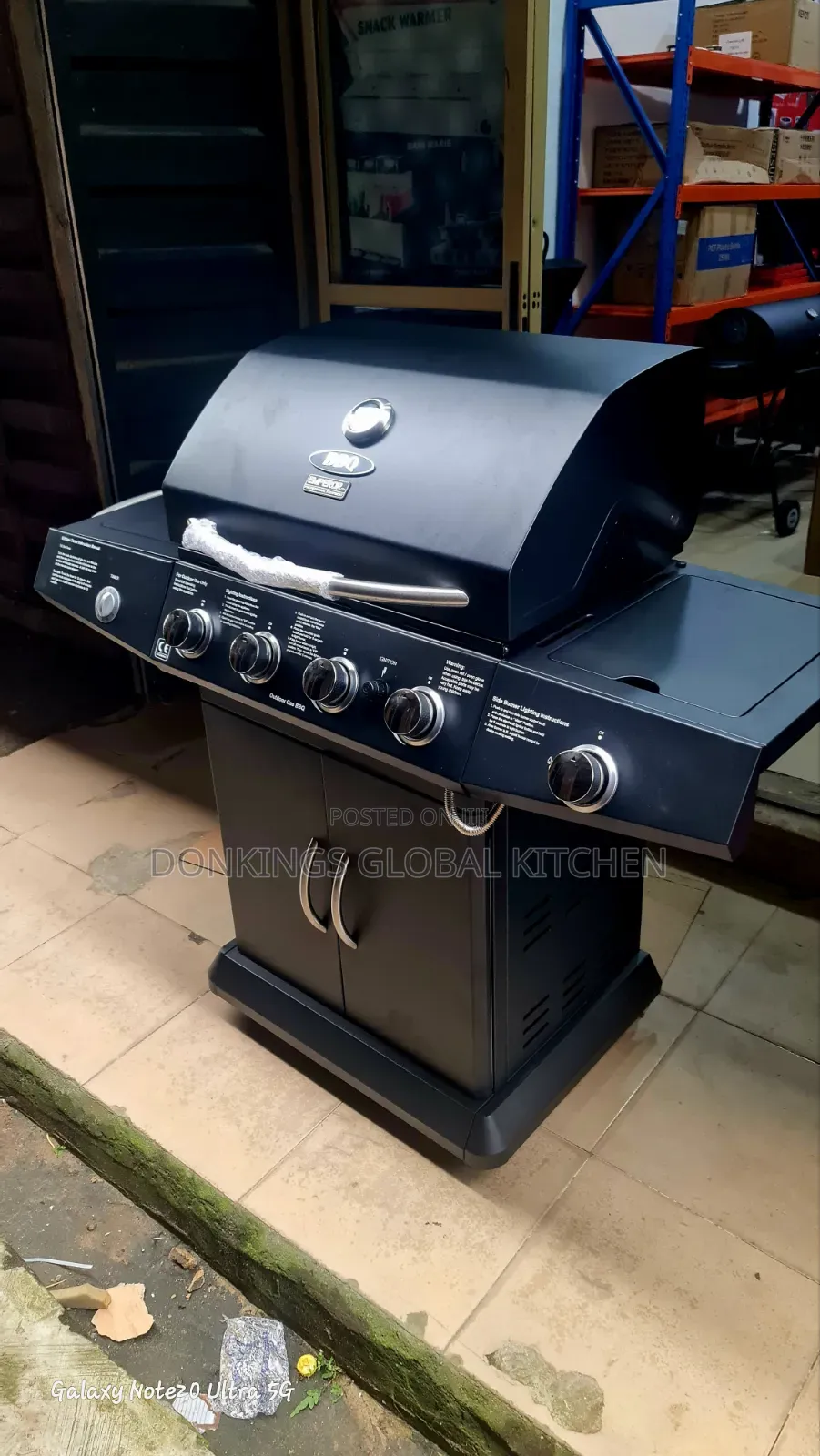 4 Buners Gas BBQ