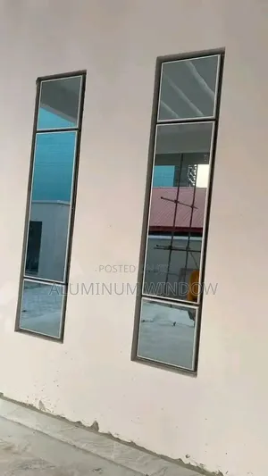 Structural Window and Glass Picture With Net and Pipe Galvanized