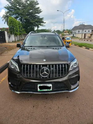 Mercedes-Benz GL-Class GL550 4MATIC 4dr SUV AWD (4.7L 8cyl Turbo 7A)