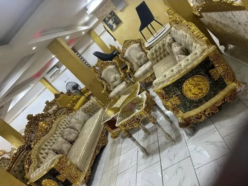Royal Fabric Sofa Chairs With Wooden Center Table/Two Stools