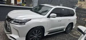 Lexus LX 2020 White