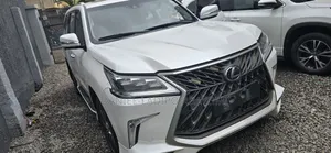 Lexus LX 2020 White