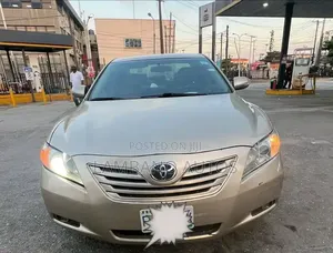 Toyota Camry 2008 Gold