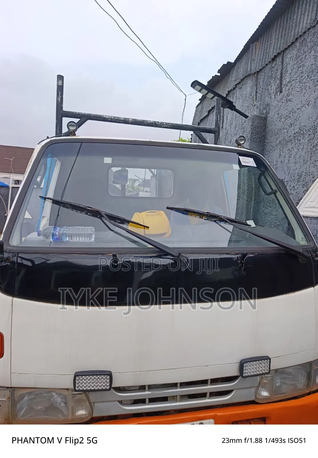 Toyota HiAce 2022 White