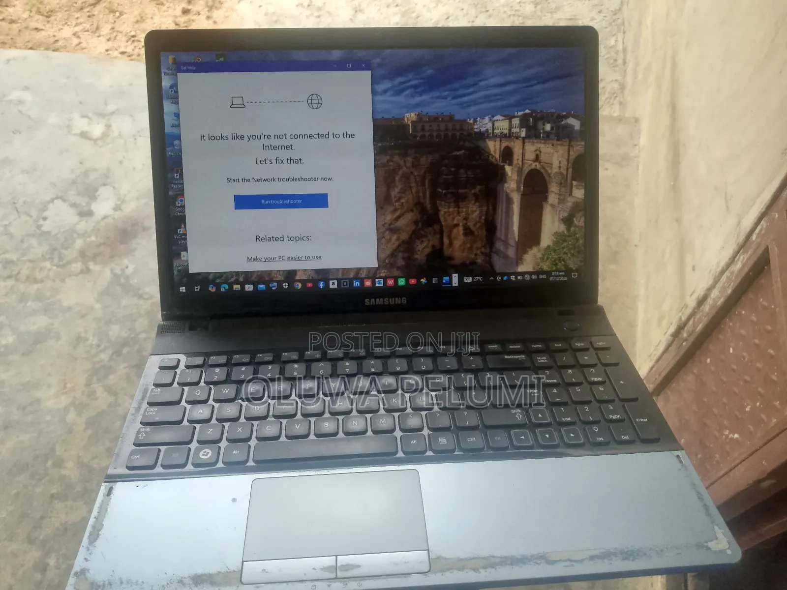 Laptop Samsung NP300E5A 4GB Intel Celeron HDD+SSD 320GB