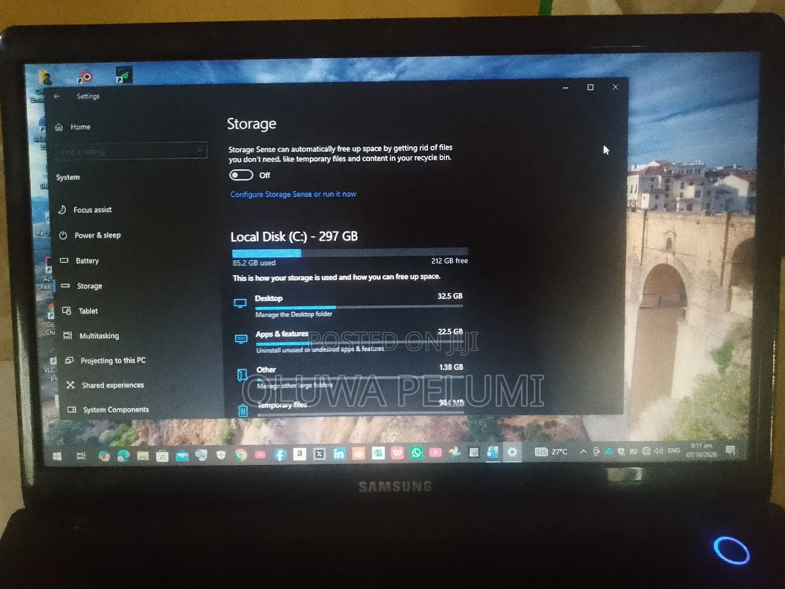 Laptop Samsung NP300E5A 4GB Intel Celeron HDD+SSD 320GB
