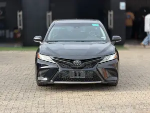 Toyota Camry XSE V6 FWD (3.5L 6cyl 8AM) 2018 Black