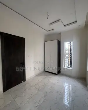 4bdrm Duplex in Lekki Phase 1 for sale