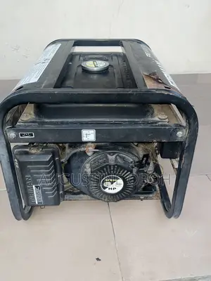 Firman 2500W Petrol Generator