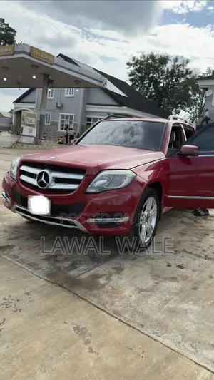 Mercedes-Benz GLK-Class 350 SUV 2013 Red