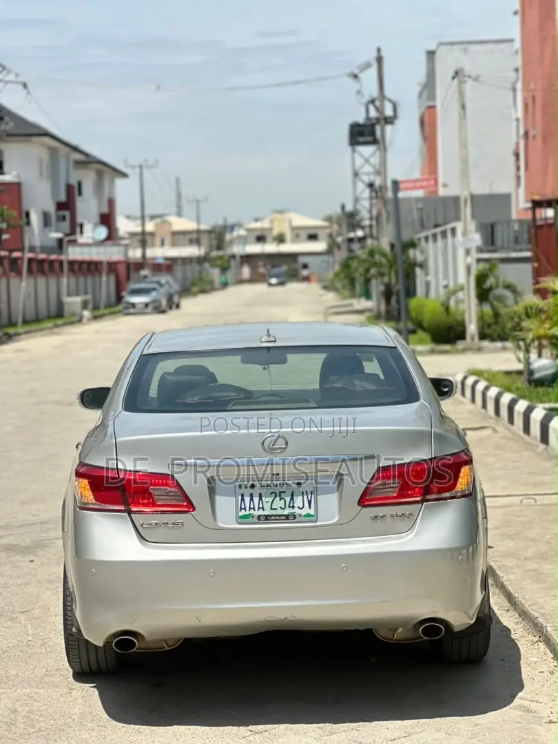 Lexus ES 350 2010 Silver