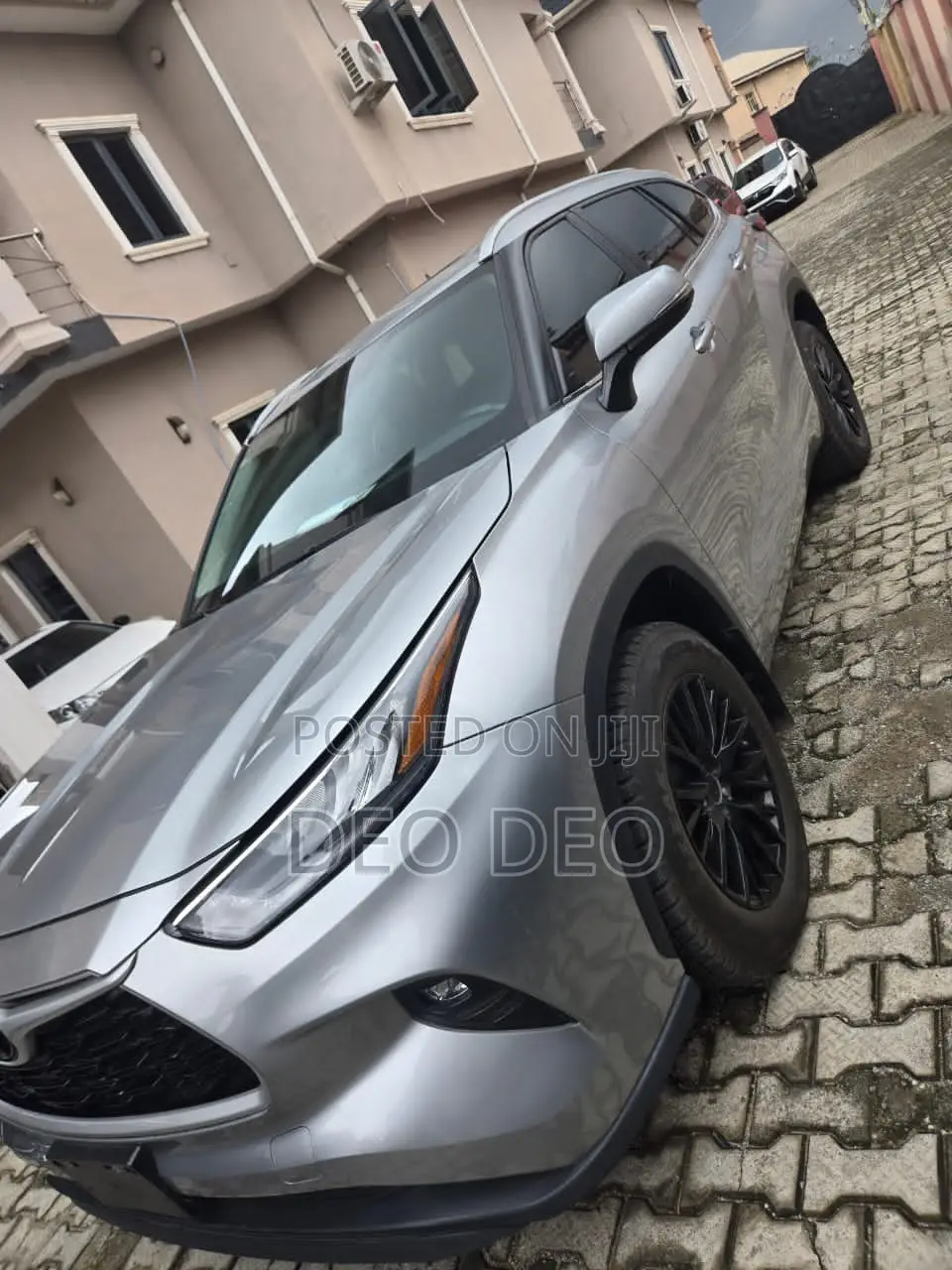 Toyota Highlander 2023 Blue