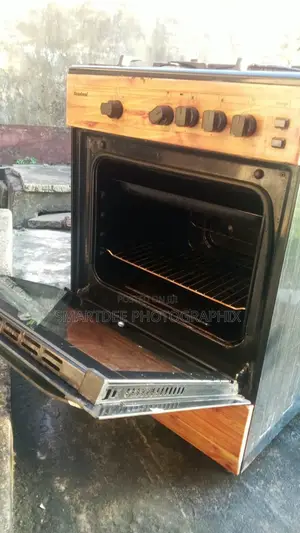 Scanfrost Gas Cooker