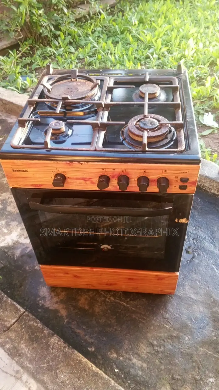 Scanfrost Gas Cooker