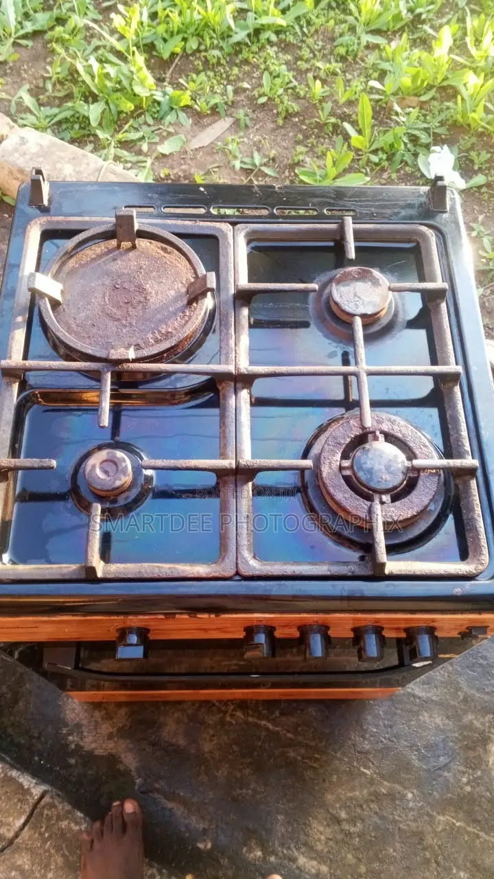 Scanfrost Gas Cooker