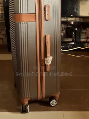 Super Space 28-Inch Large Hardshell Spinner Suitcase