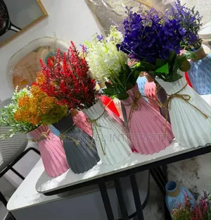 Flower Vase for Decoration