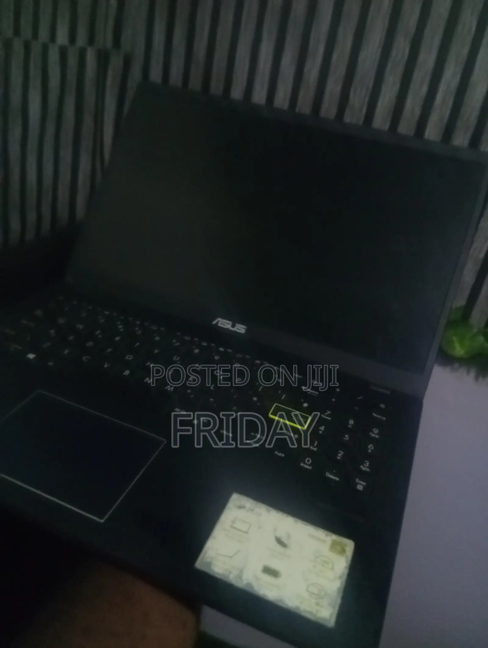 Laptop Asus E502S 4GB Nvidia SSD 256GB