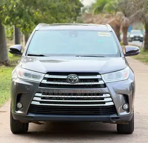 Toyota Highlander 2017 Gray