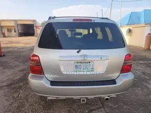 Toyota Highlander 2004 Silver
