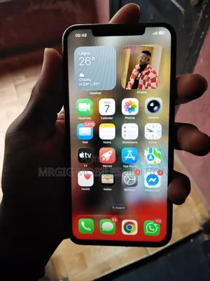 Apple iPhone 11 Pro Max 64 GB Gold