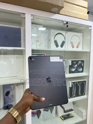 Apple iPad Pro 13 (2024) 256 GB Black