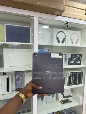 Apple iPad Pro 13 (2024) 256 GB Black