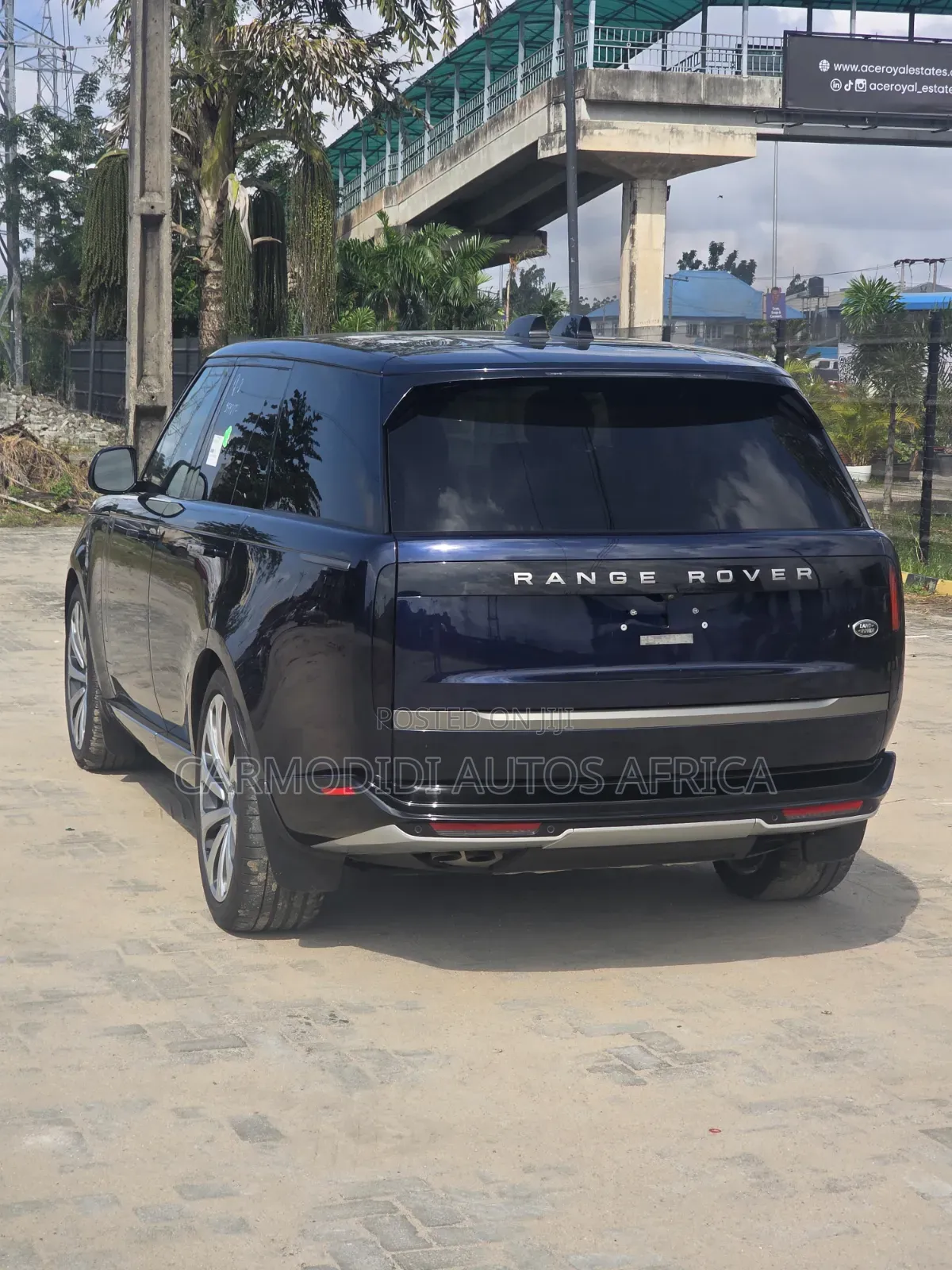 Land Rover Range Rover Vogue 2023 Brown