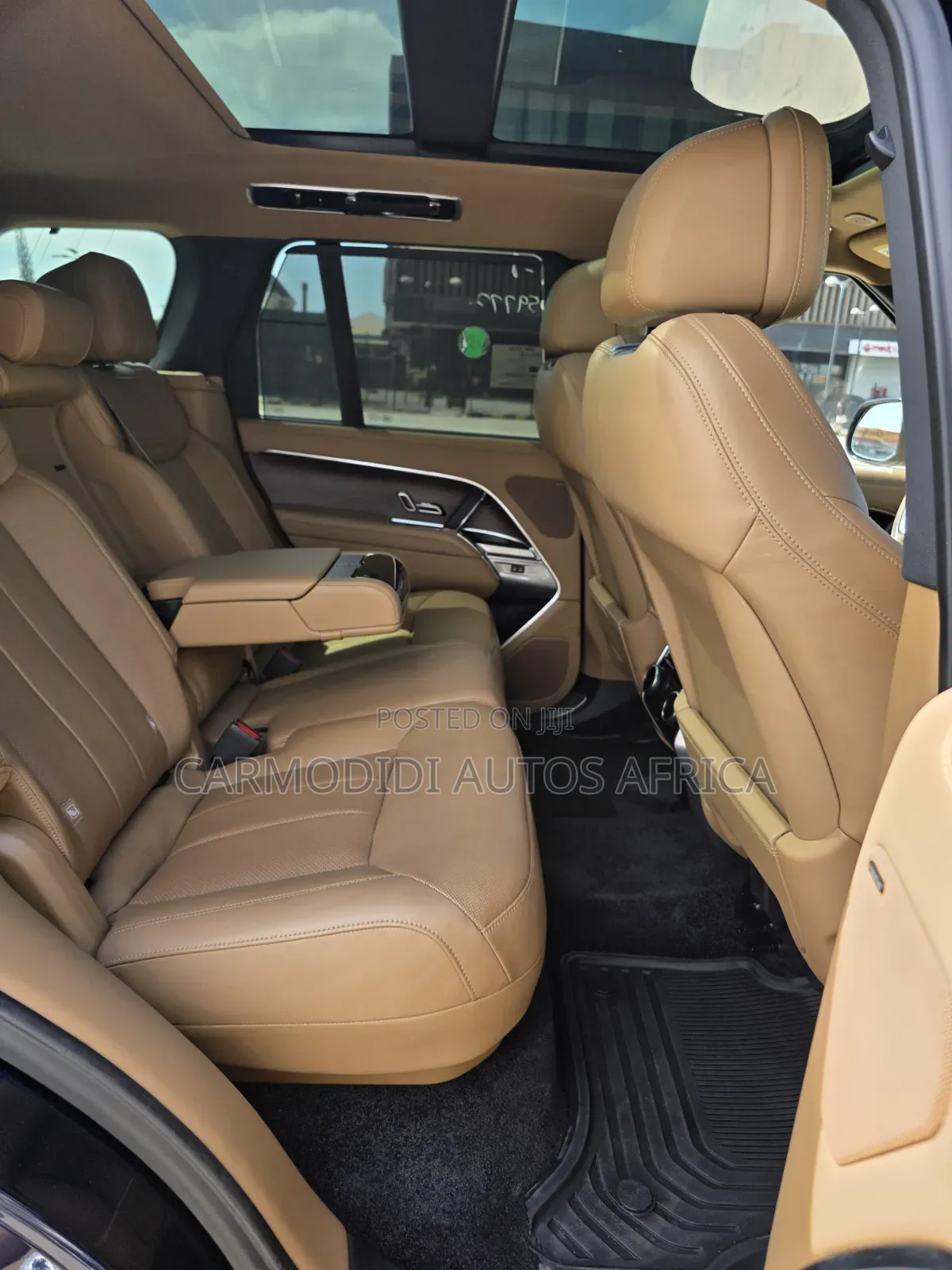 Land Rover Range Rover Vogue 2023 Brown