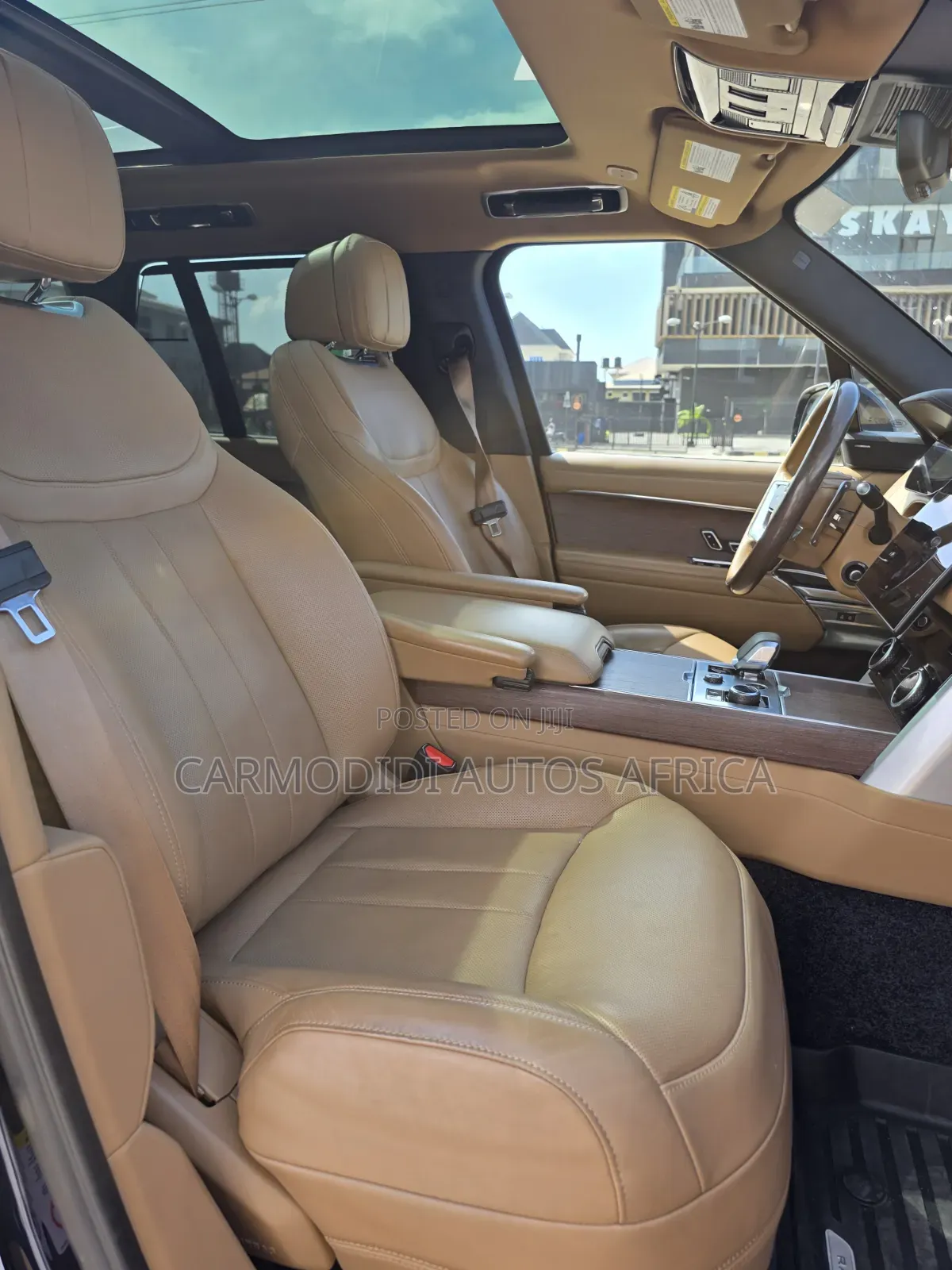 Land Rover Range Rover Vogue 2023 Brown