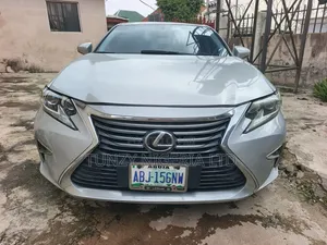 Lexus ES 2013 Silver